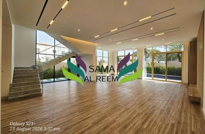 Villa - 5 Bedrooms - 5 Bathrooms for rent in Al Manara - Dubai