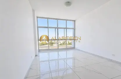 Apartment - 2 Bedrooms - 2 Bathrooms for rent in 5th Avenue - Al Furjan - Dubai