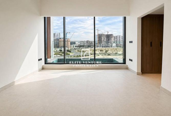 82802609 - Property Image 2