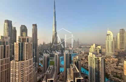 Apartment - 3 - 5 for rent in Vida Residence Downtown - Downtown Dubai - Dubai