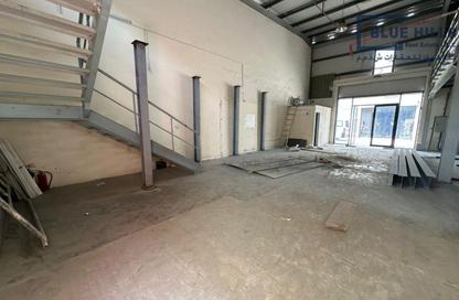 Warehouse - Studio - 1 Bathroom for rent in Al Quoz Industrial Area 3 - Al Quoz Industrial Area - Al Quoz - Dubai