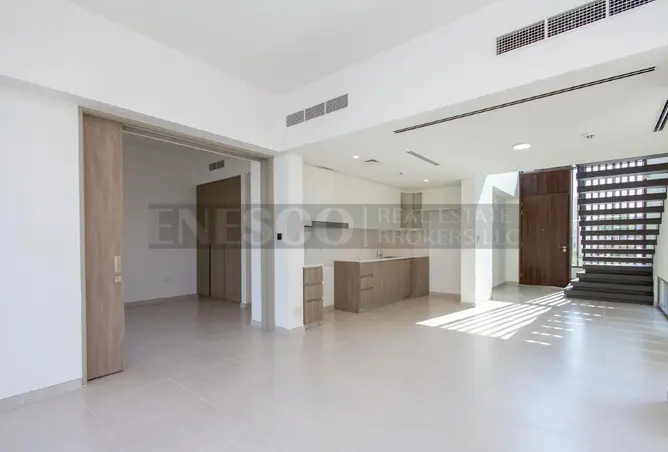 104673289 - صورة العقار 2
