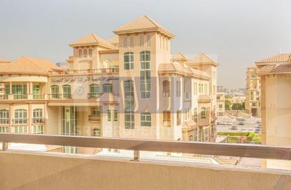 Apartment - 3 Bedrooms - 4 Bathrooms for rent in Al Razi Building - Dubai Healthcare City - Bur Dubai - Dubai