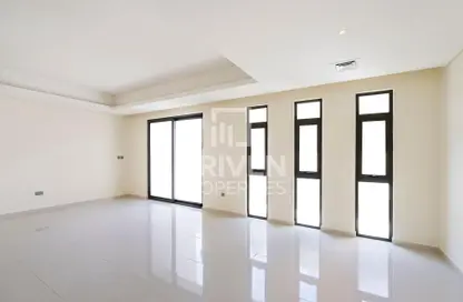 Townhouse - 4 Bedrooms - 5 Bathrooms for sale in Primrose - Damac Hills 2 - Dubai