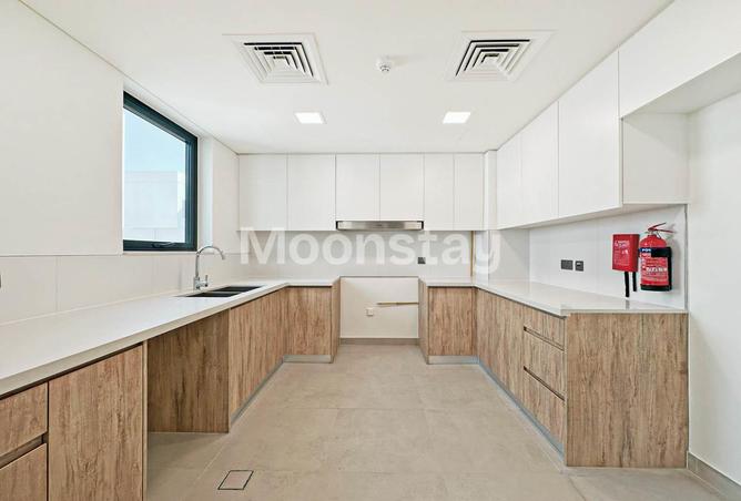 2OtpAR6TLu4 - صورة العقار 3