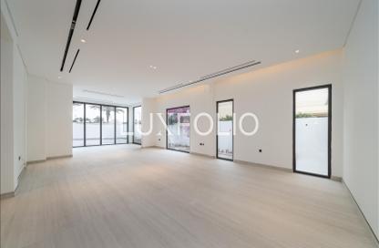Villa - 5 Bedrooms - 5 Bathrooms for rent in Meadows 1 - Meadows - Dubai