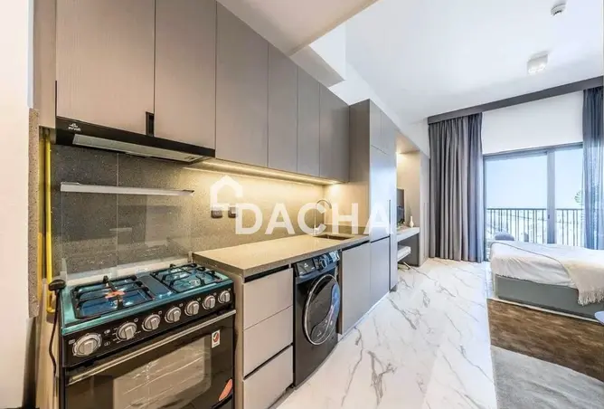 162801960 - Property Image 3