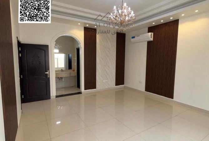 99129556 - Property Image 2