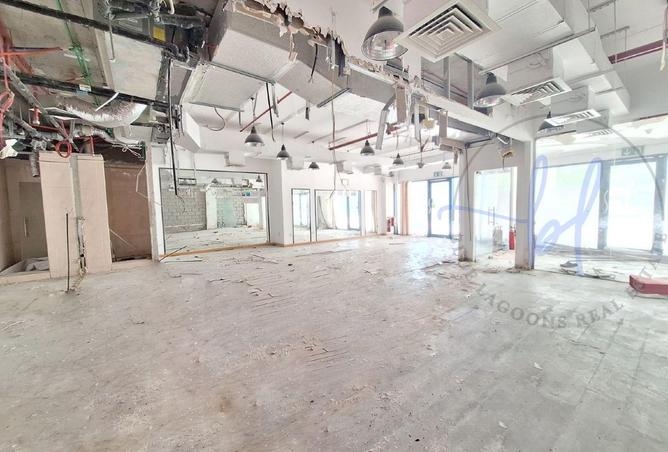 76974287 - Property Image 2