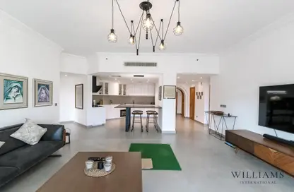 Apartment - 2 Bedrooms - 2 Bathrooms for sale in Al Habool - Shoreline Apartments - Palm Jumeirah - Dubai