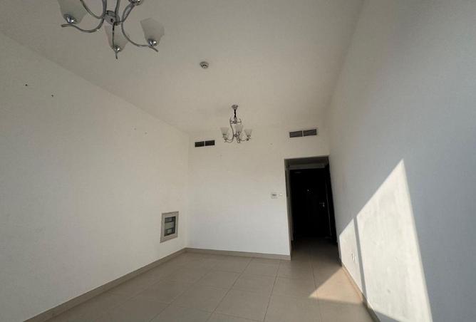 84476389 - Property Image 3