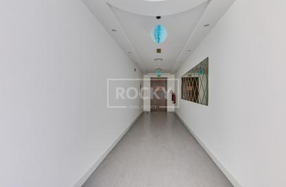 Office Space - Studio - 1 Bathroom for rent in The Burlington - Business Bay - Dubai