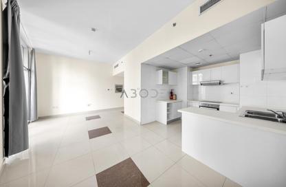Apartment - 3 Bedrooms - 2 Bathrooms for rent in Marina Wharf 2 - Marina Wharf - Dubai Marina - Dubai