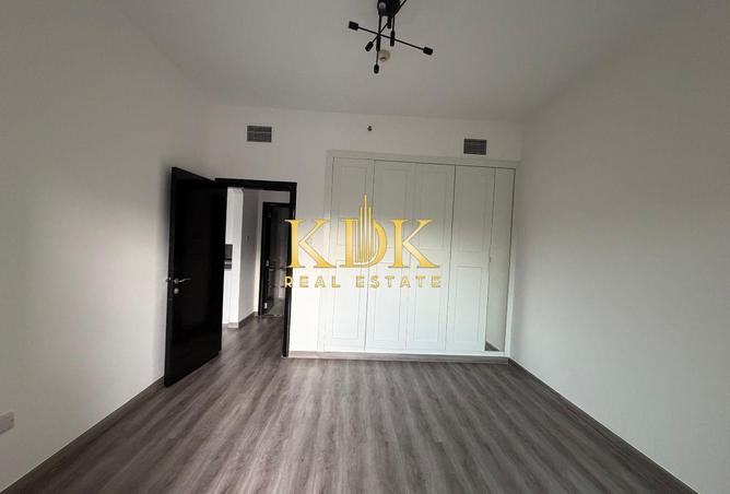 82356807 - صورة العقار 3