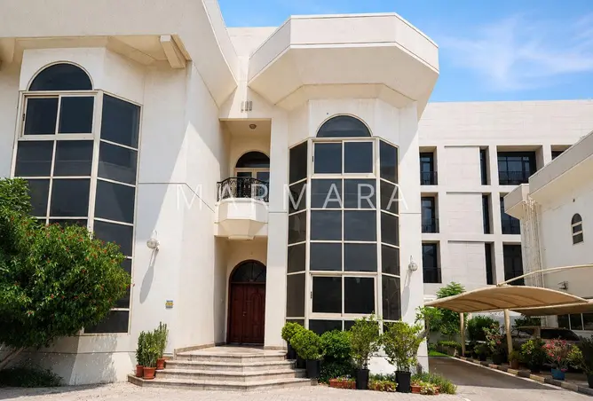166043738 - Property Image 2