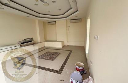 Shop - Studio - 1 Bathroom for rent in Al Qulaya'ah - Al Sharq - Sharjah