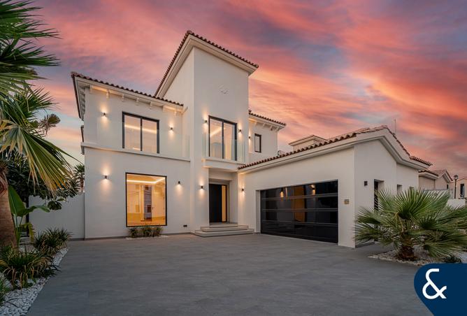 Exclusive - Completely Turnkey on Large Private Plot - Basement — photo 3