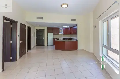 شقة - غرفة نوم - 2 حمامات للبيع في مبنى 74 - طراز البحر المتوسط - ديسكفري جاردنز - دبي