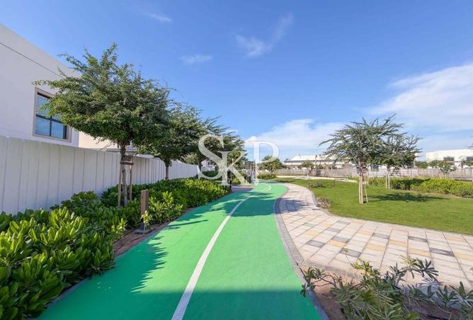 70281733 - صورة العقار 3