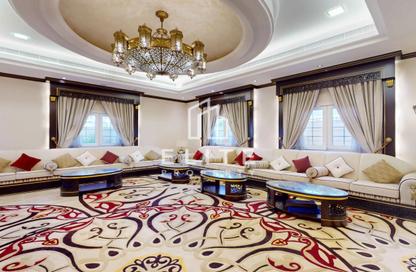 Villa - 6 Bedrooms - 6 Bathrooms for sale in Al Jafiliya Villas - Al Jafiliya - Dubai
