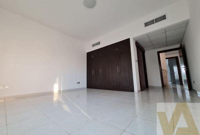 57350408 - صورة العقار 2