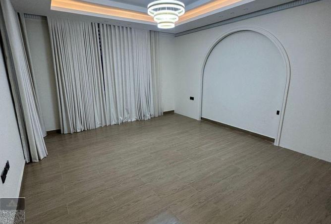 64033363 - صورة العقار 3