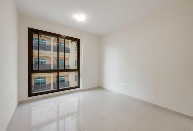 54390803 - Property Image 3