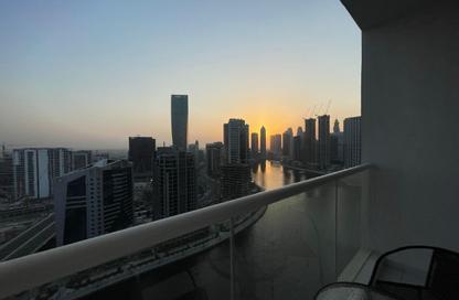 Apartment - 1 Bedroom - 2 Bathrooms for rent in Damac Maison Prive B - Damac Maison Prive - Business Bay - Dubai
