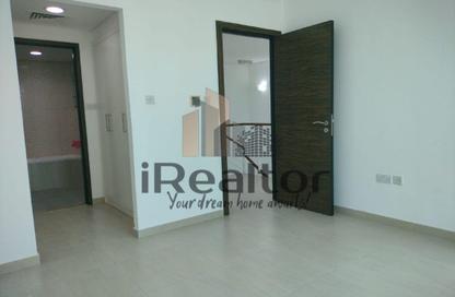 Townhouse - 2 Bedrooms - 3 Bathrooms for rent in Al Khaleej Village - Al Ghadeer - Abu Dhabi Townhouse - 2 Bedrooms - 3 Bathrooms for rent in Al Khaleej Village - Al Ghadeer - Abu Dhabi