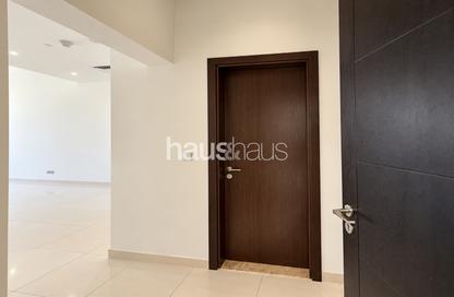 Apartment - Studio - 1 for sale in Spanish Tower - Dubai Sports City - Dubai