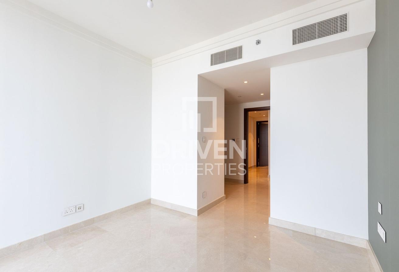 Ultra Luxury | Burj View | Family Layout photo 15