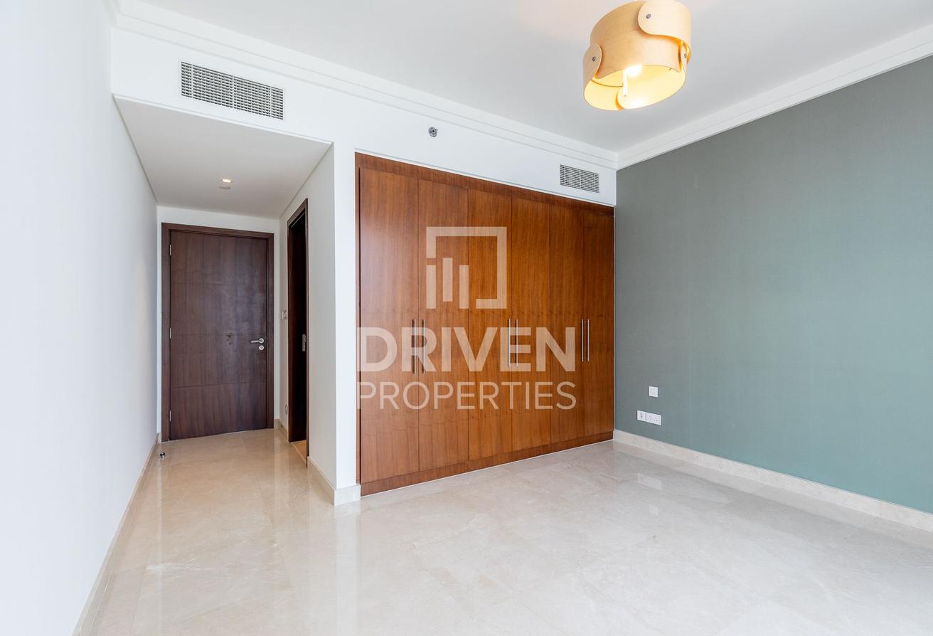 Ultra Luxury | Burj View | Family Layout photo 18