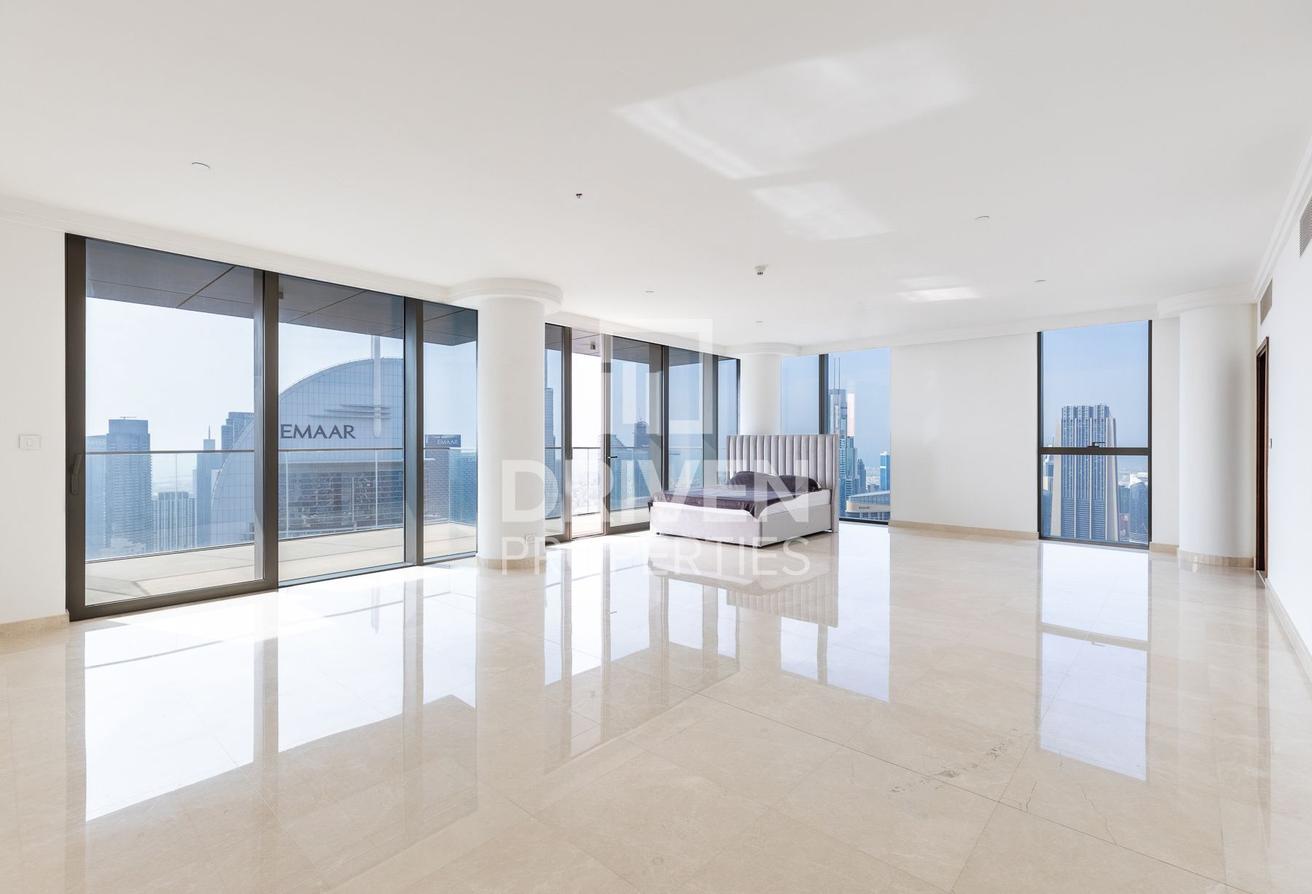 Ultra Luxury | Burj View | Family Layout photo 2