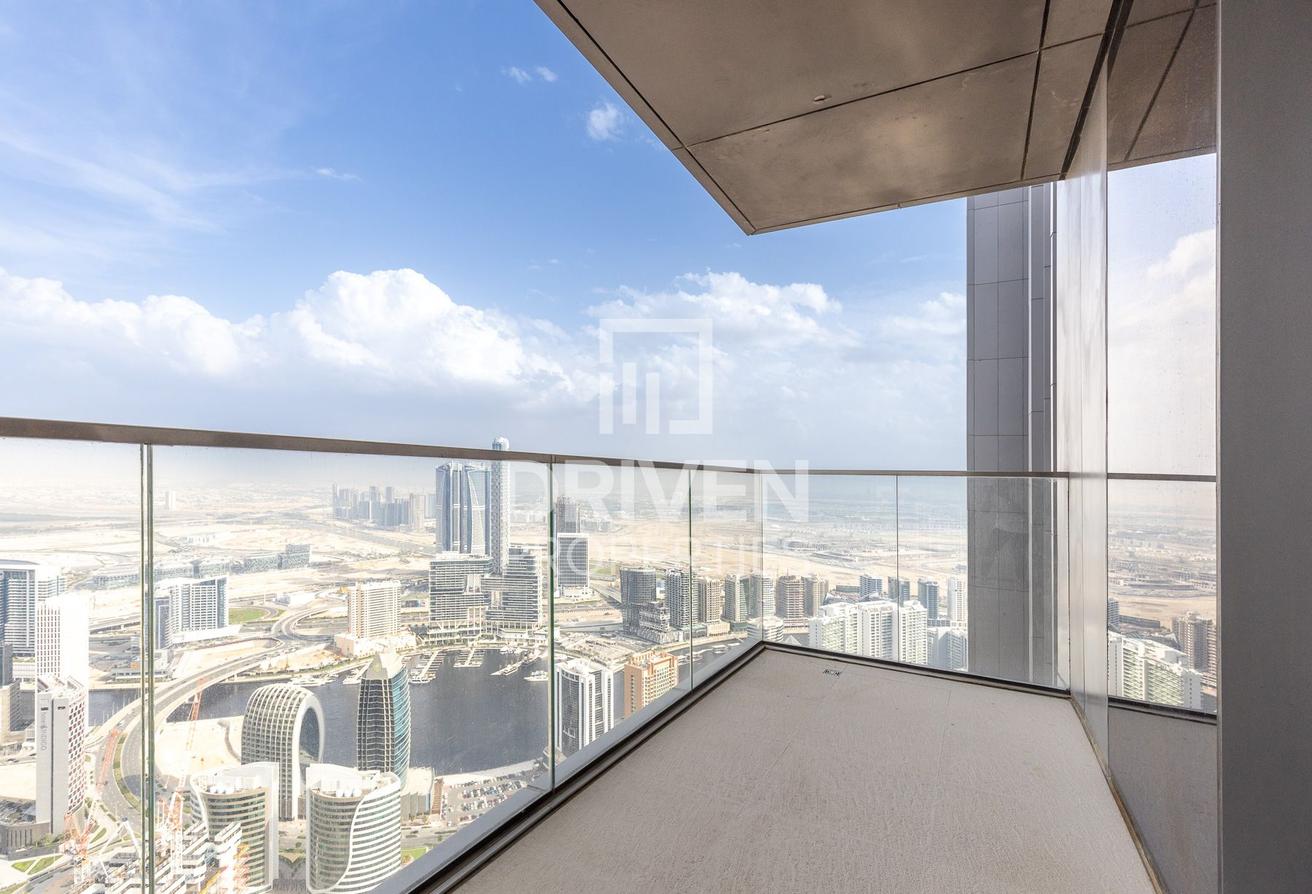 Ultra Luxury | Burj View | Family Layout photo 22