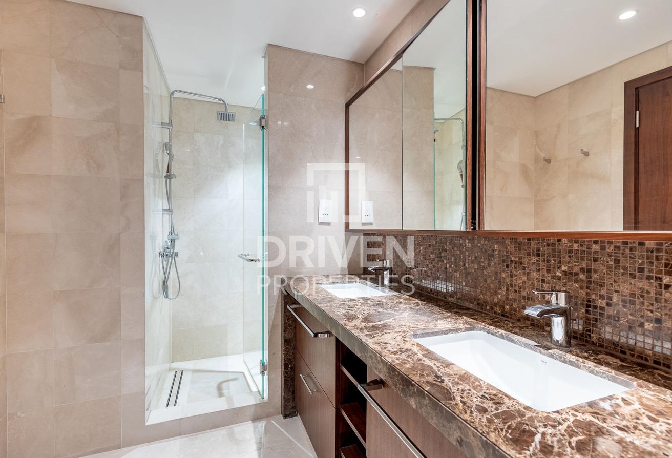 Ultra Luxury | Burj View | Family Layout photo 9