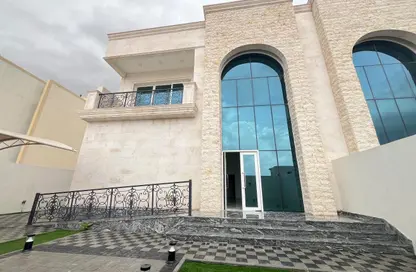 فيلا - 5 غرف نوم - 6 حمامات للبيع في ّالطي - الشارقة