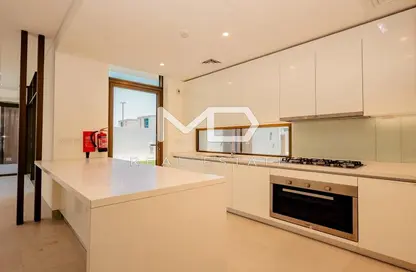 تاون هاوس - 3 غرف نوم - 4 حمامات للبيع في سوق الجبيل - جزيرة الجبيل - أبوظبي