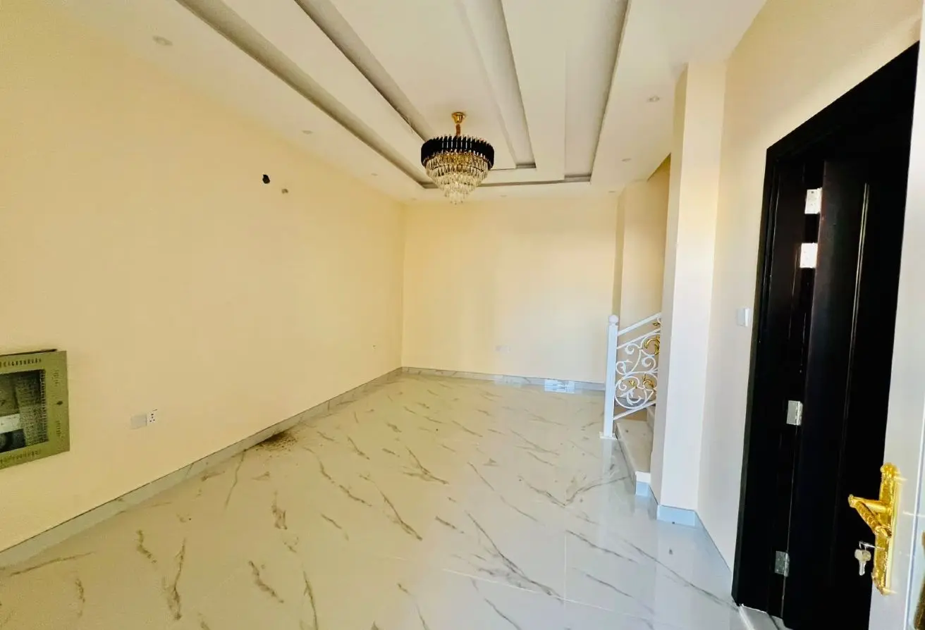164133800 - Property Main Image
