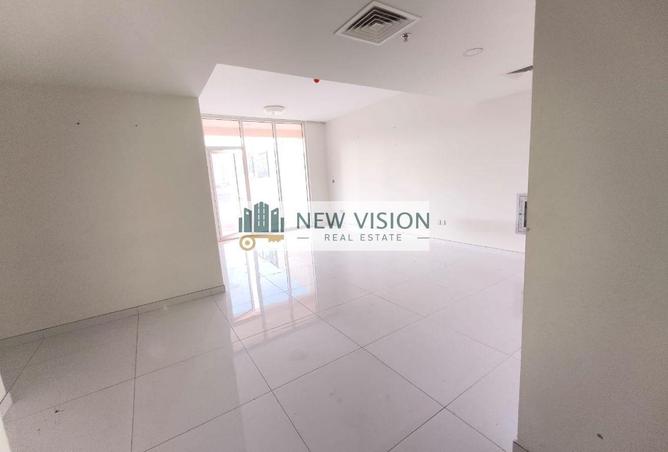 70703118 - Property Main Image