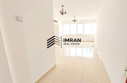 Apartment - 2 Bedrooms - 2 Bathrooms for rent in New Al Taawun Road - Al Taawun - Sharjah