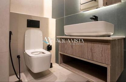 Apartment - 1 Bedroom - 2 Bathrooms for rent in Amal Tower - Dubai Sports City - Dubai