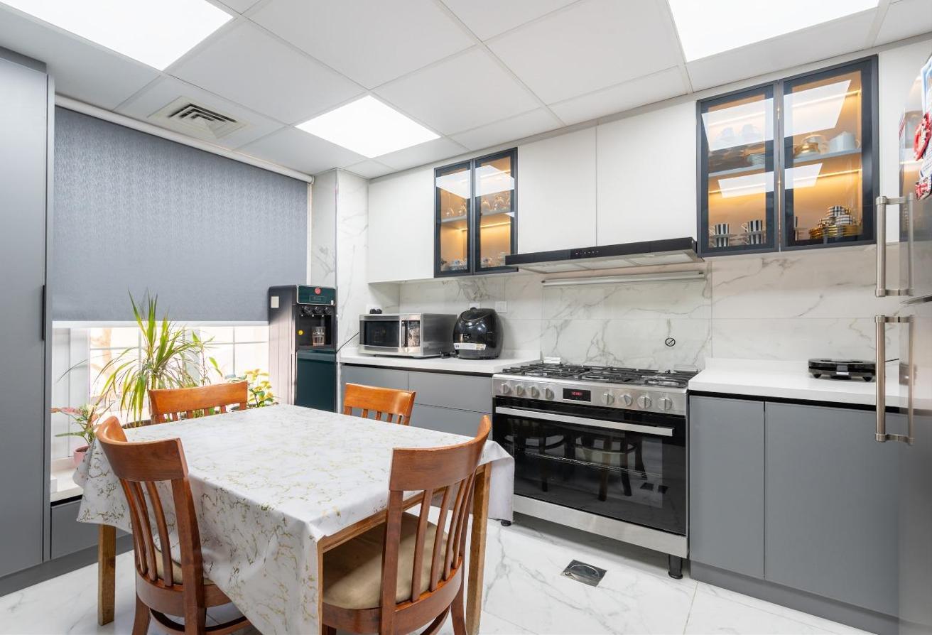 Bright & Spacious | Furnished | Family-Friendly photo 9