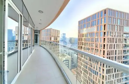 شقة - 3 غرف نوم - 4 حمامات للايجار في يونايتد سكوير - الخالدية - أبوظبي