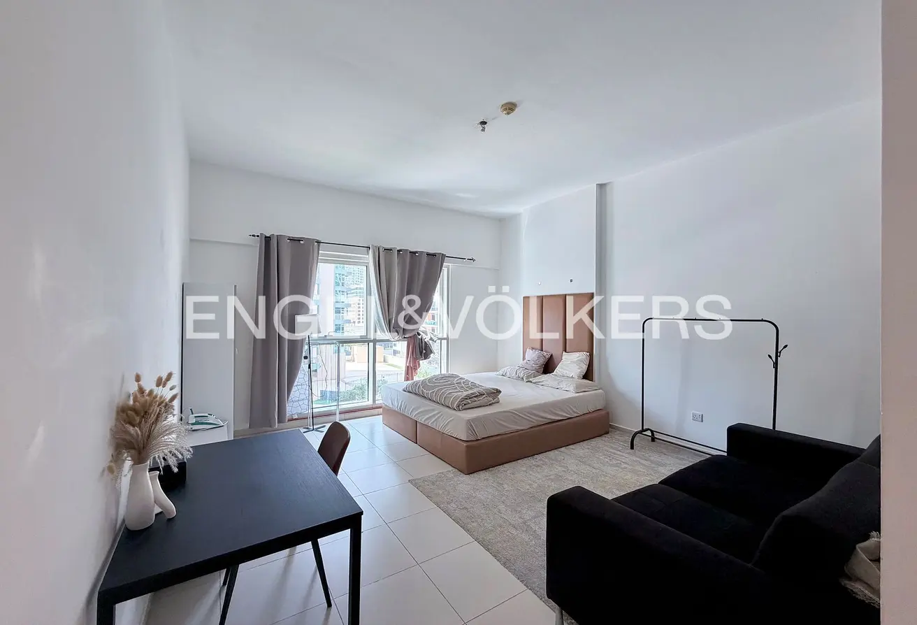 151359030 - Property Main Image