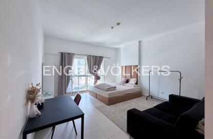 Apartment - Studio - 1 for rent in Cascades Tower - Dubai Marina - Dubai