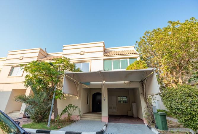141913255 - Property Main Image