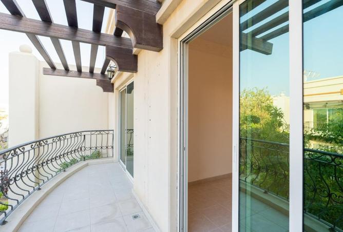 141913255 - Property Image 2