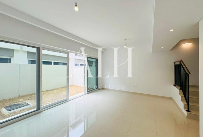 119021354 - Property Image 3