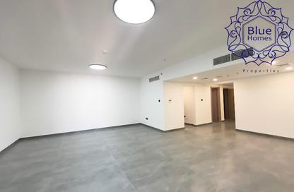 Apartment - 3 Bedrooms - 4 Bathrooms for rent in Riviera Tower - Al Majaz 3 - Al Majaz - Sharjah Apartment - 3 Bedrooms - 4 Bathrooms for rent in Riviera Tower - Al Majaz 3 - Al Majaz - Sharjah