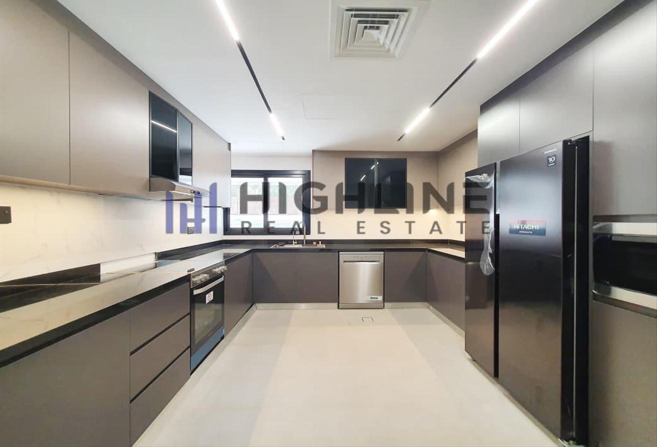 Modern 4-Bedroom Villa | Pvt. S-Pool | Near Beach photo 4